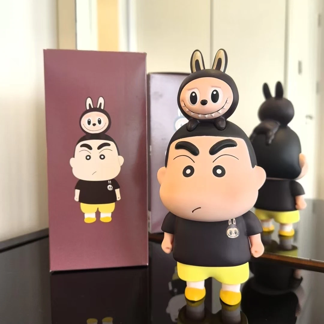 拉布布小新摆件手办中号潮玩生日礼物可爱蜡笔小新家居创意公仔