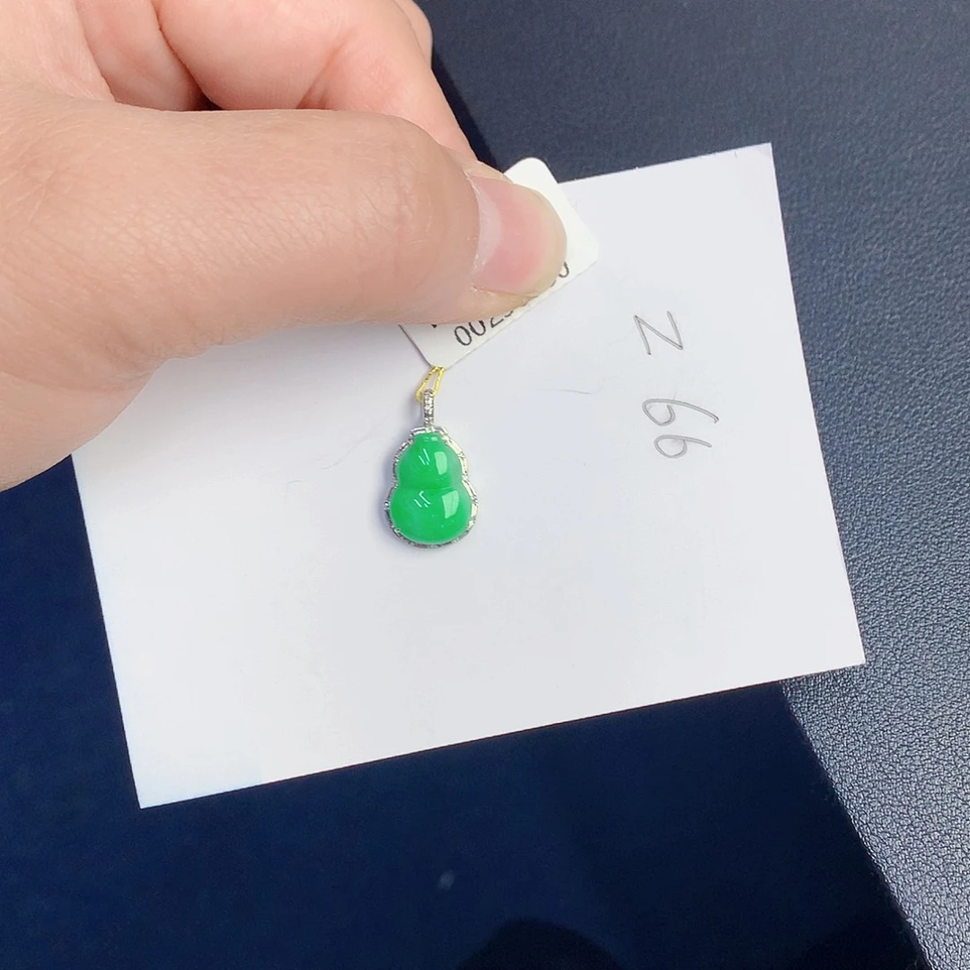 【闪购商品】翡翠颈饰18K金镶嵌00000000