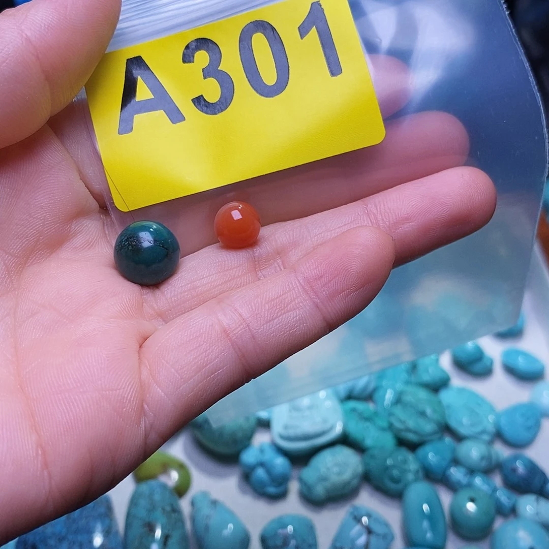 未镶嵌南红玛瑙珠宝奇石