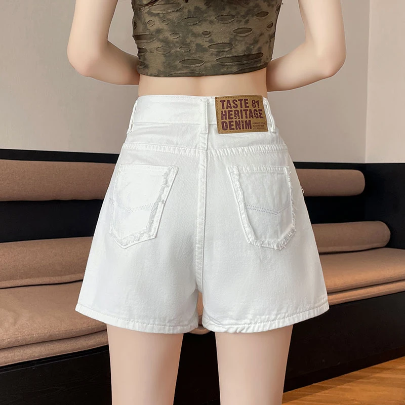 梨型身材短裤女春夏季2025年新款英文皮牌高腰显瘦a字版阔腿热裤