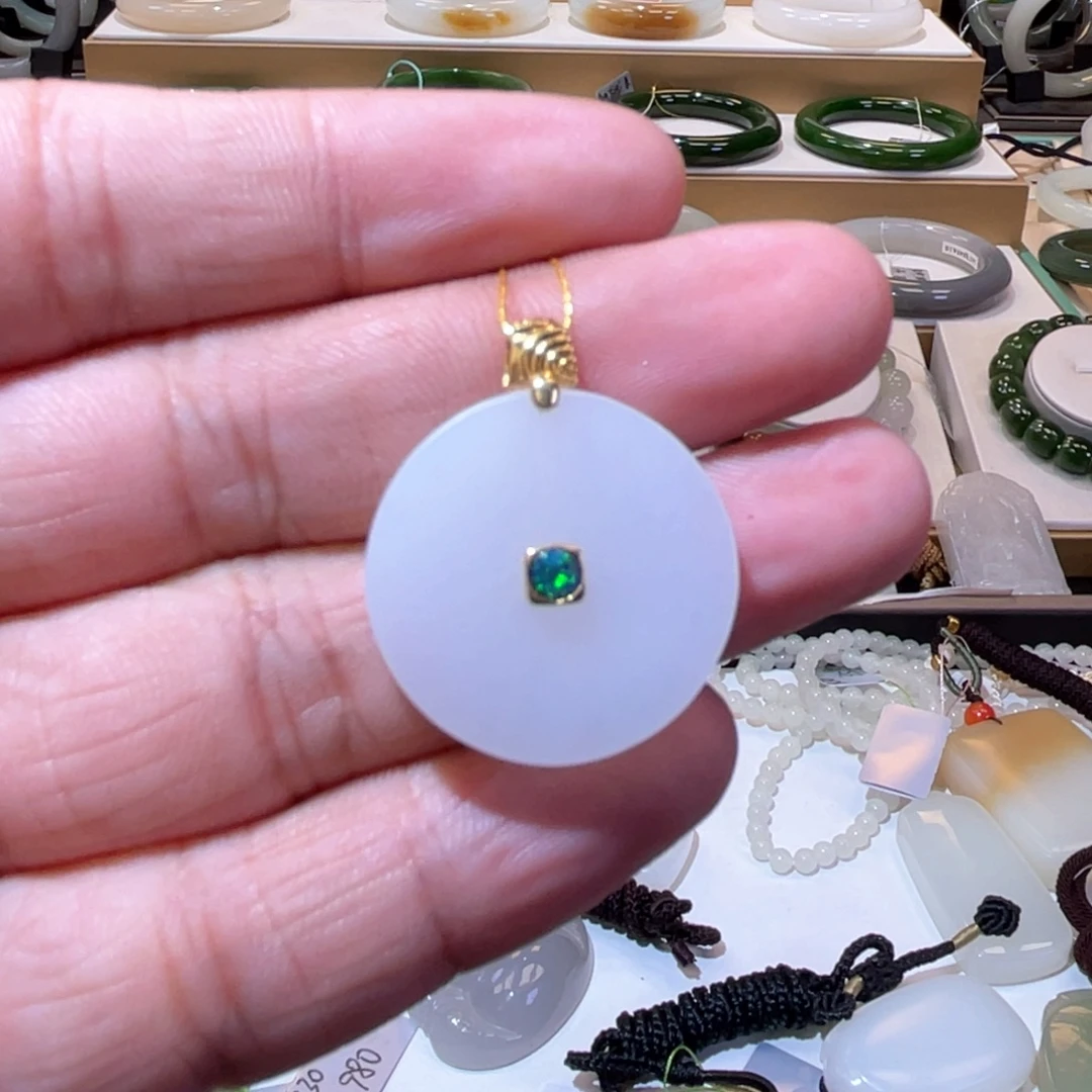 和田玉18K金镶嵌颈饰收藏级白玉平安扣