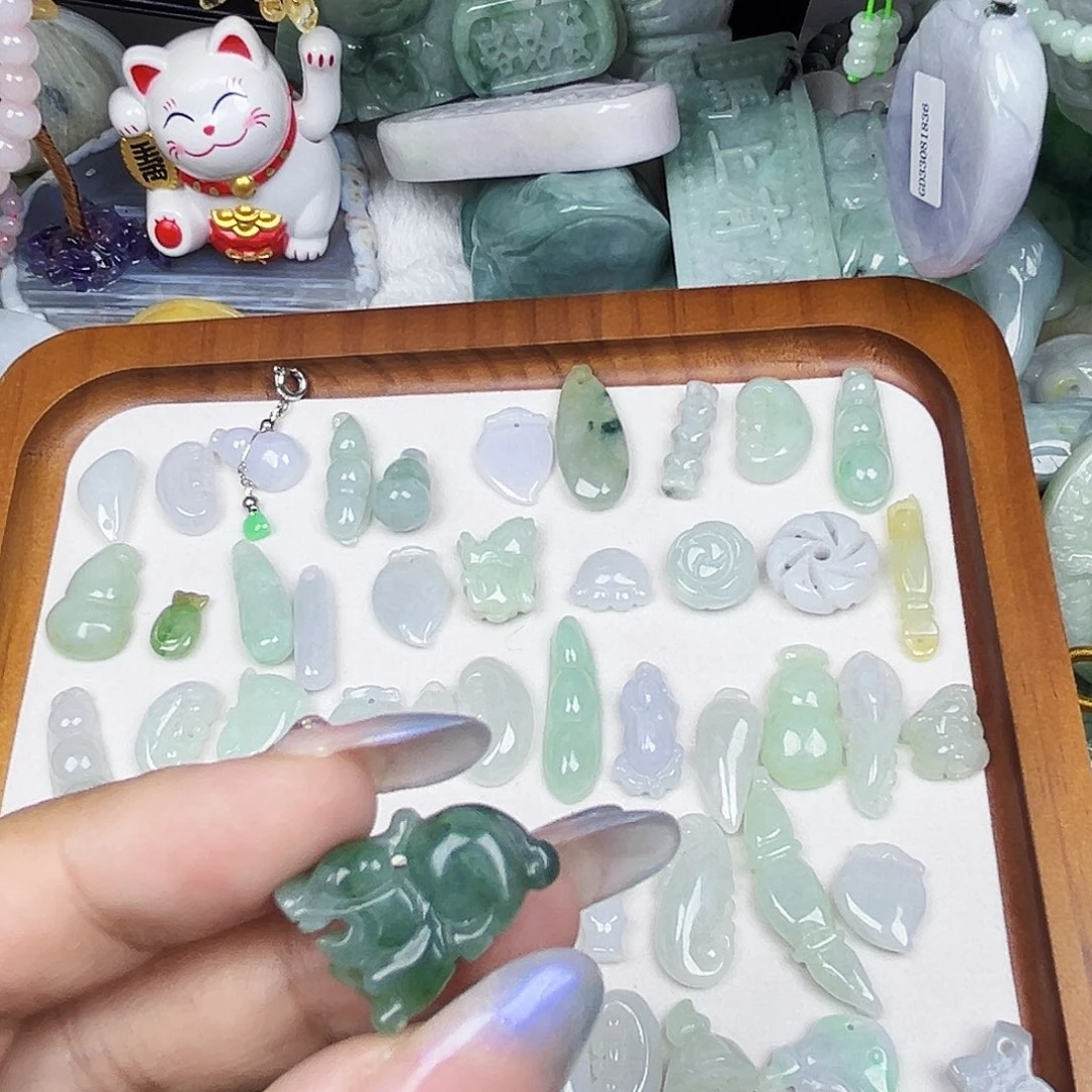 迷***熊翡翠未镶嵌吊坠(不含链)11