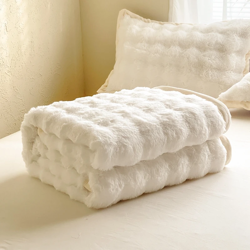 兔毛绒毛毯加厚冬季多功能空调办公室午睡毯沙发盖毯珊瑚绒新生儿
