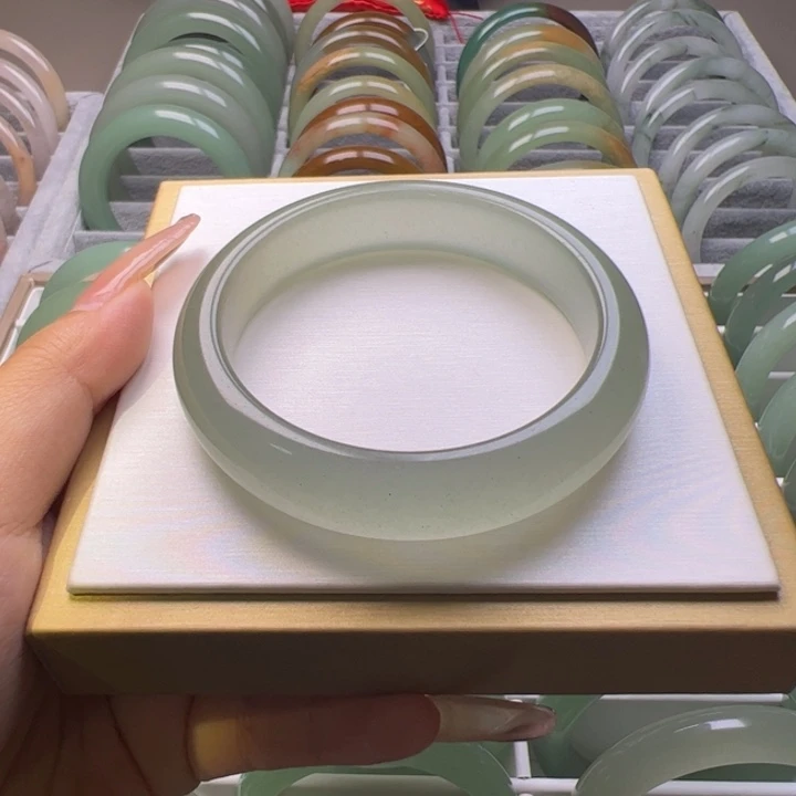 东陵石未镶嵌手镯54.3圈口