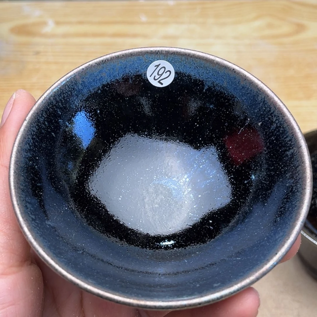 茶盏义兴龙窑坚持真柴烧