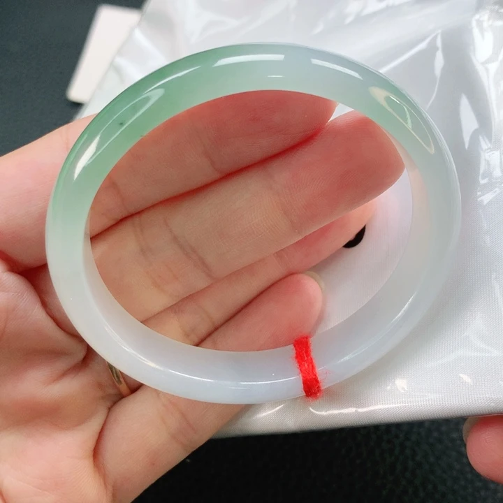 未镶嵌手镯翡翠55贵妃