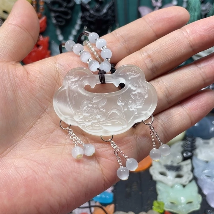 白***客蛇纹石玉未镶嵌颈饰19项链