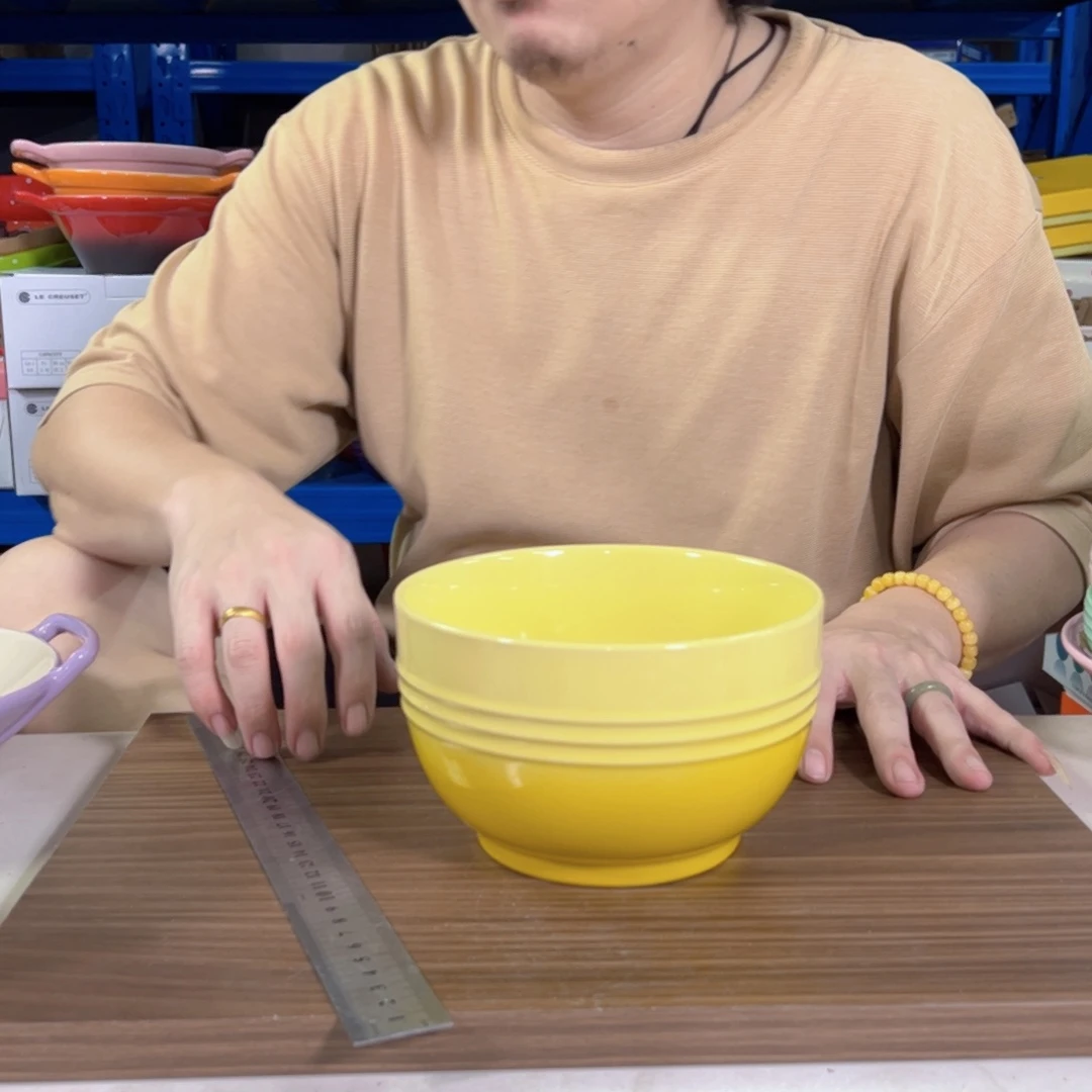 陶瓷轻虹面碗黄色wan