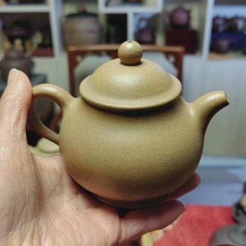 紫砂茶壶?**宇潘壶手工制作