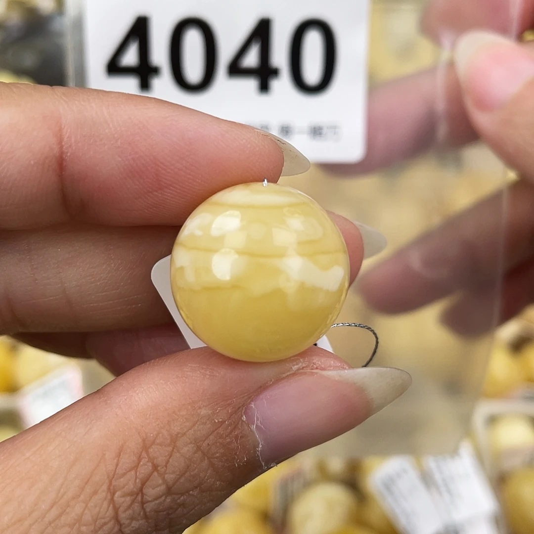 琥珀未镶嵌裸石18.5皮纹