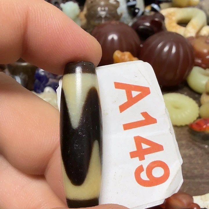 一***往玛瑙/玉髓未镶嵌颈饰