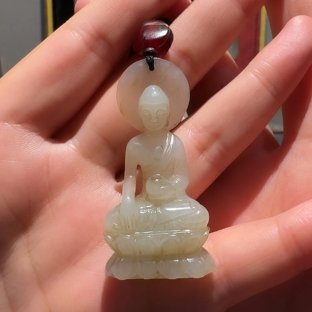 魚***峰和田玉未镶嵌挂件