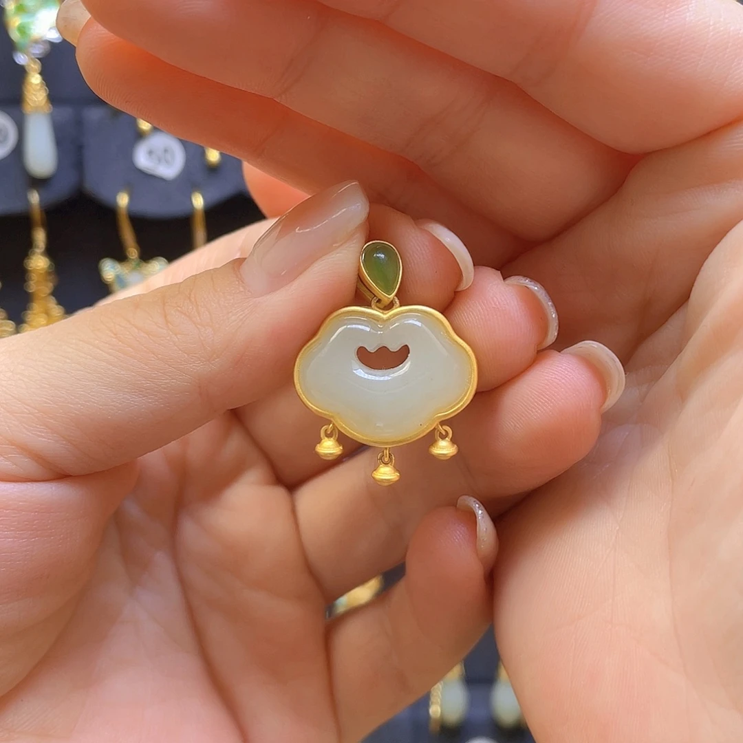 和田玉银S925镀金镶嵌颈饰