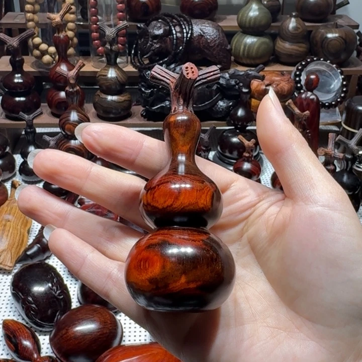 用***0交趾黄檀（大红酸枝）葫芦