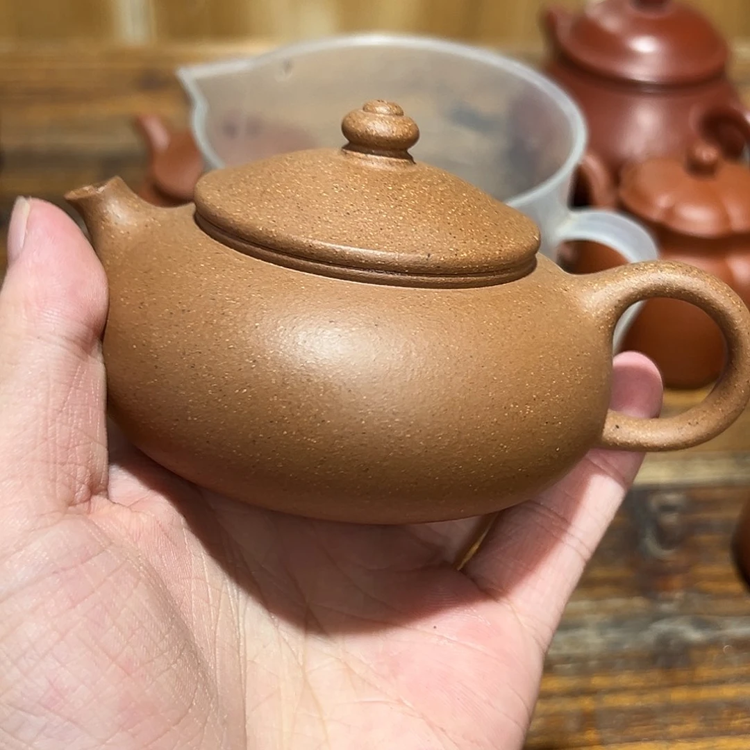 茶壶紫砂紫砂的味道很