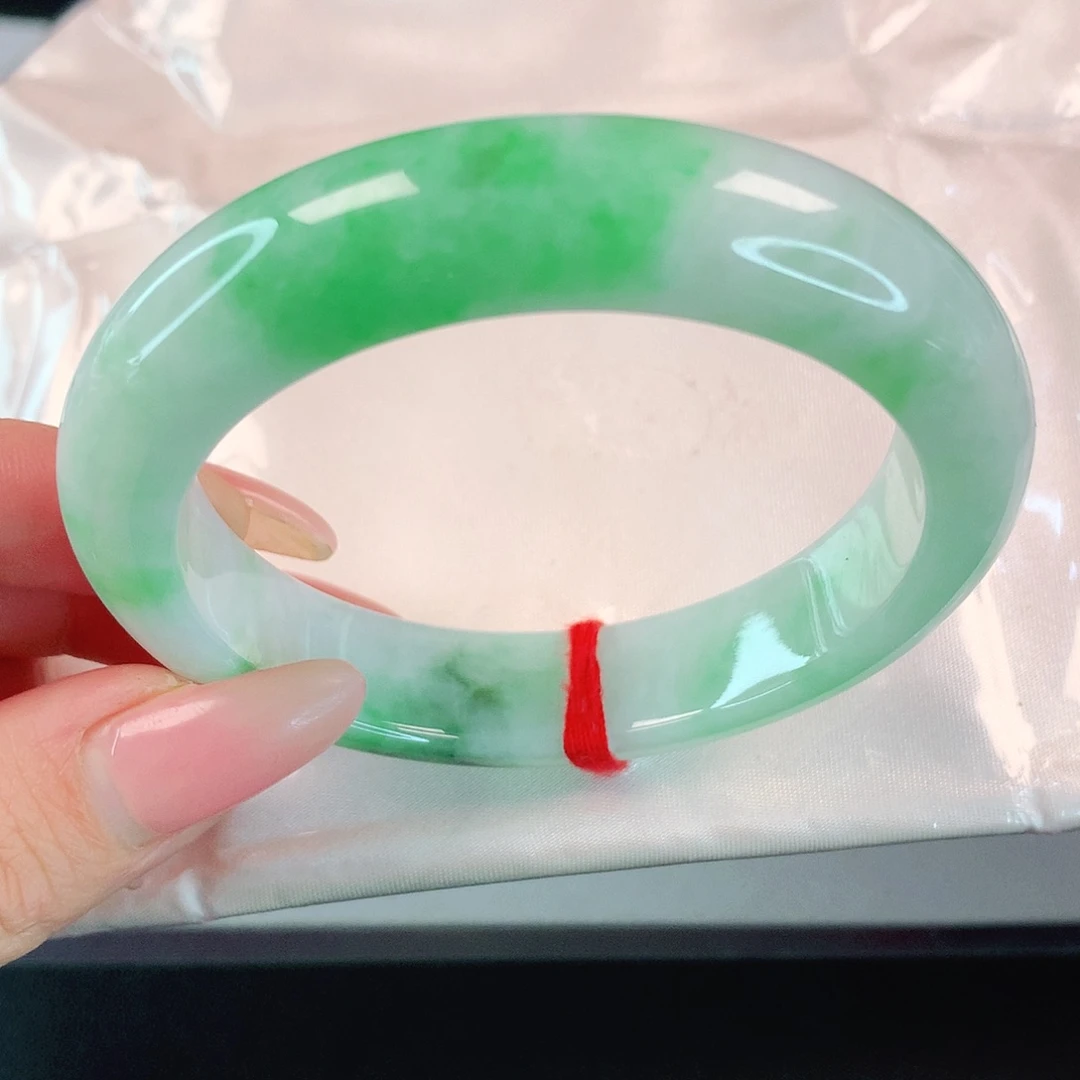 翡翠手镯未镶嵌4670翡翠