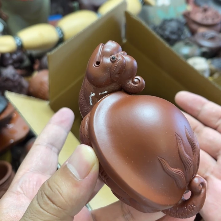 紫砂茶宠在瑕疵紫砂