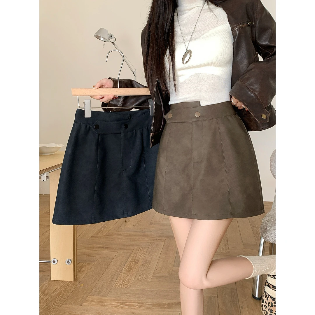 2025秋装新款胖mm百搭大码女休闲气质高腰显瘦pu皮裙别致短裙秋季