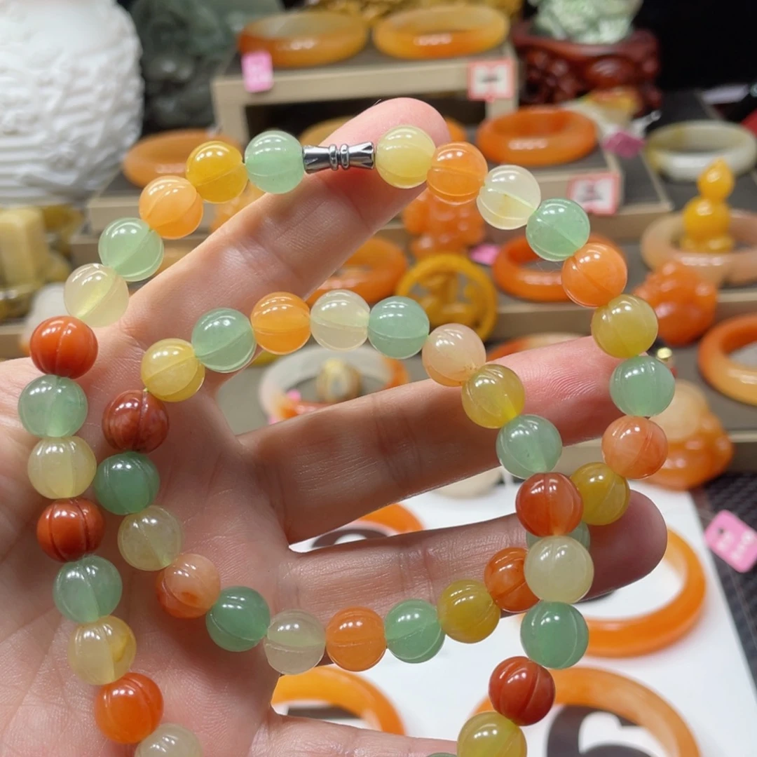 未镶嵌石英质玉（黄龙玉）手镯