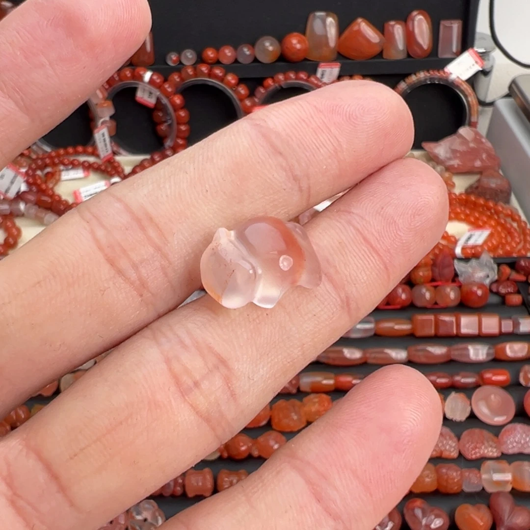 南红玛瑙未镶嵌颈饰猫夹子