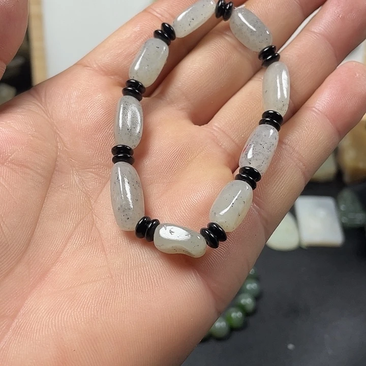 和田玉（糖玉）未镶嵌珠宝半成品