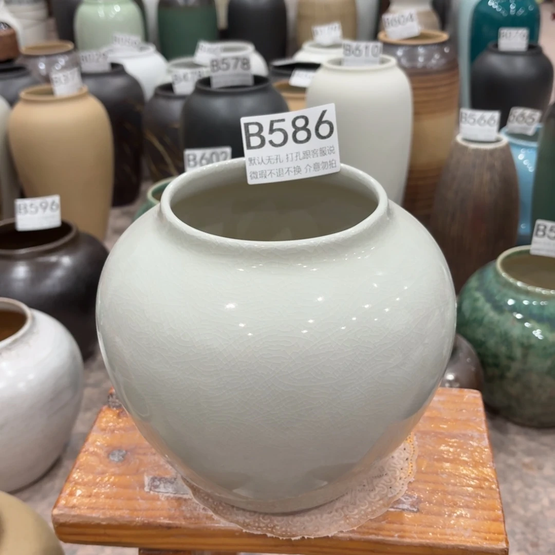 陶摆件瑕疵586 景德镇陶瓷花瓶高18口11