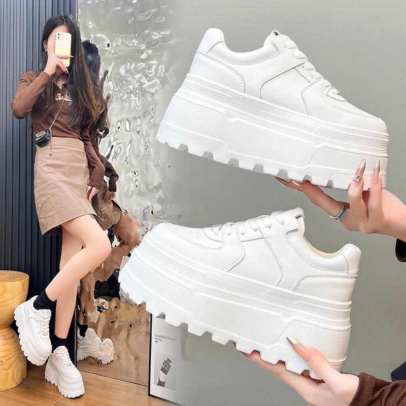 厚底松糕小个子显高板鞋女2025新款真皮8cm增高鞋轻便运动休闲鞋