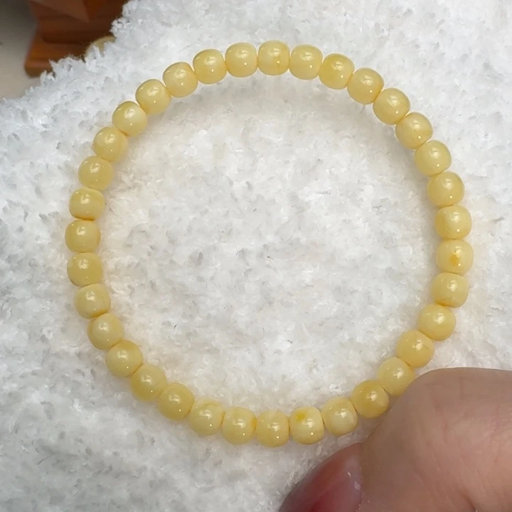 琥珀珠宝奇石未镶嵌5.5