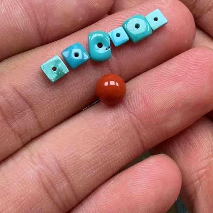 南红玛瑙未镶嵌珠宝半成品