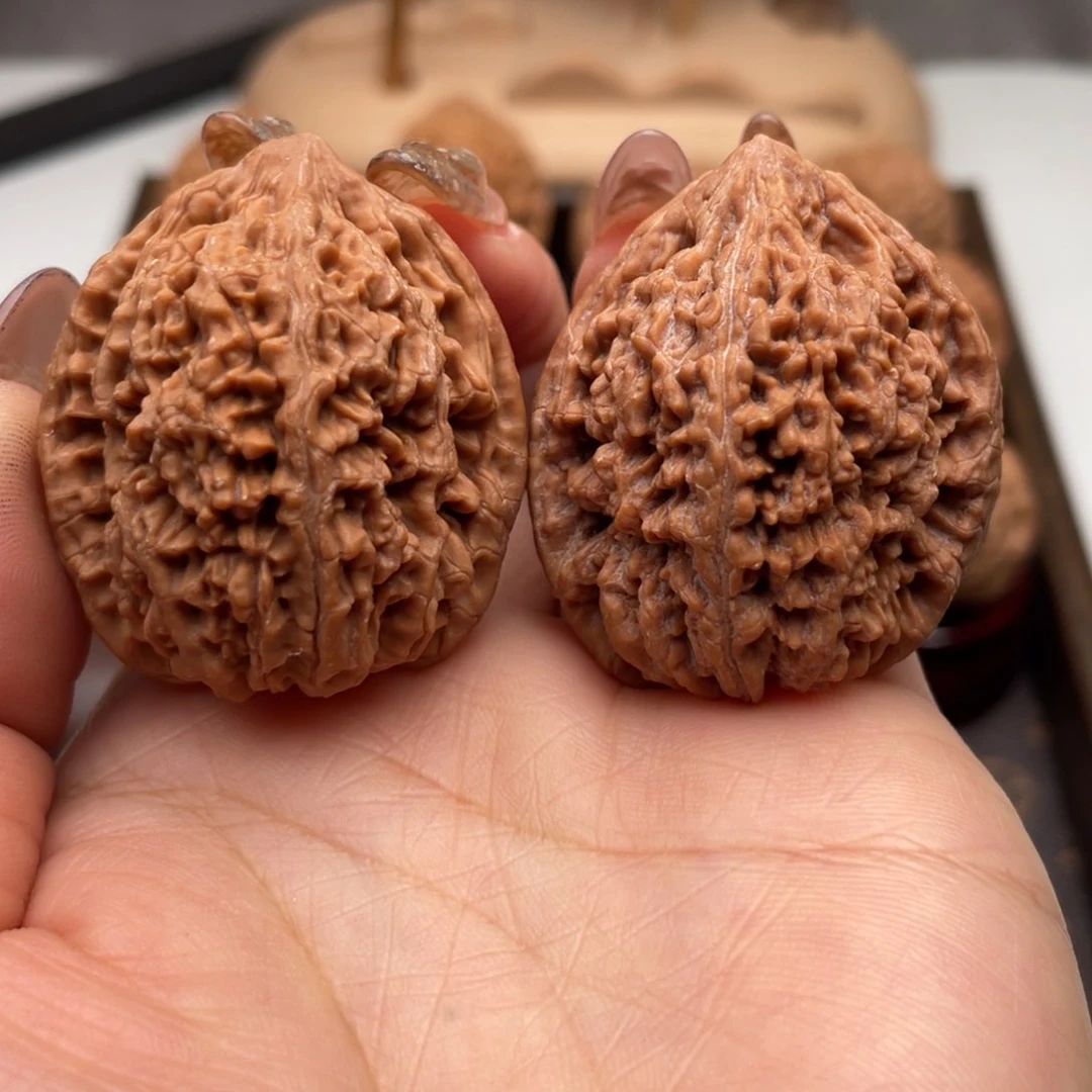 桃核把件蒜头全品36