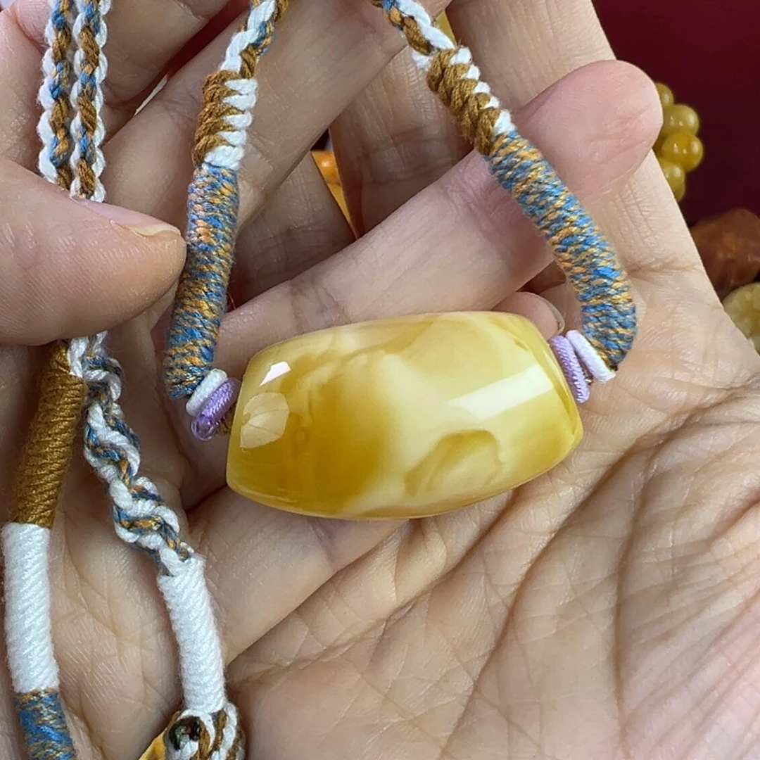 蜜蜡项链未镶嵌繁*字锁骨