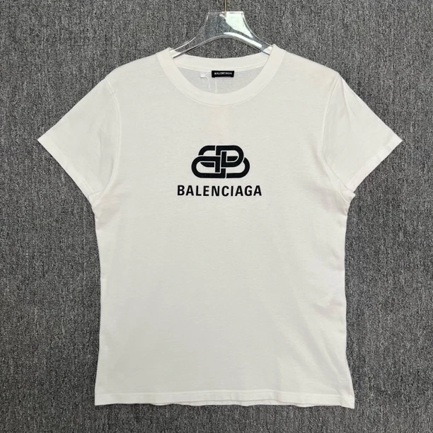 95新 Balenciaga/巴黎世家 锁扣logo短袖/XL码/95新/10229