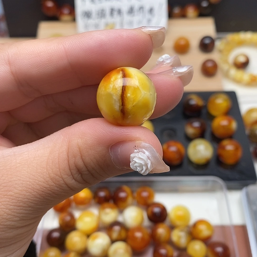 简***风虫珀未镶嵌裸石蜜蜡