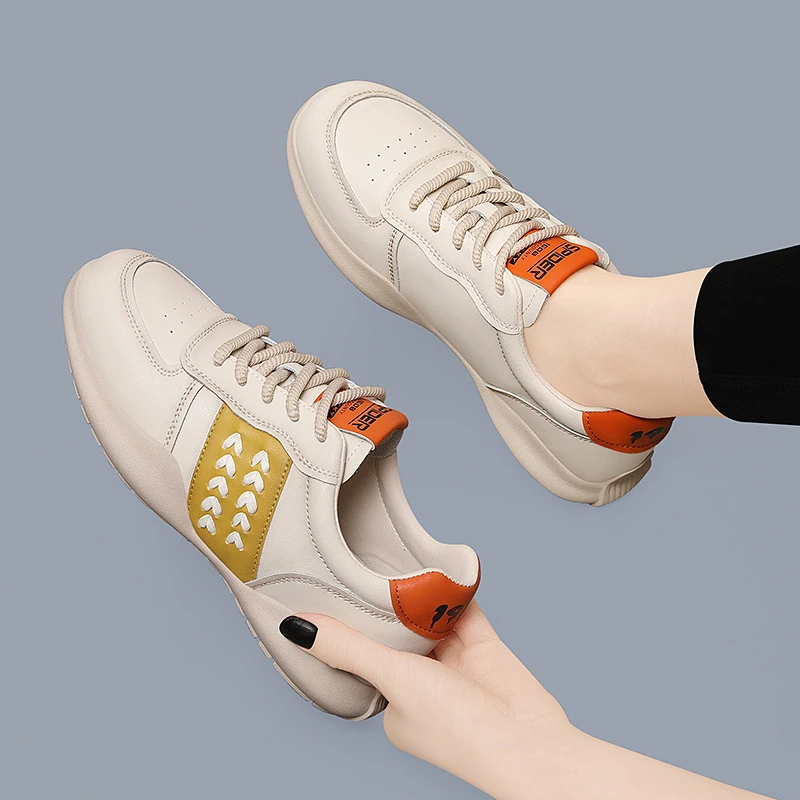 软皮德训鞋女复古休闲运动阿甘鞋新款秋冬季软底百搭小白鞋