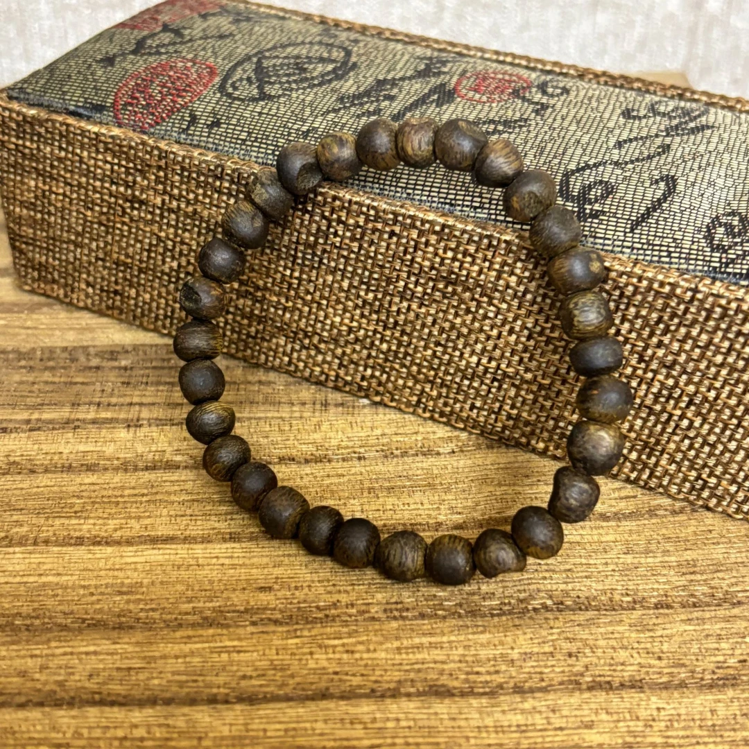 奇楠沉香随形沉水手串