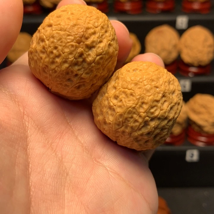 文玩核桃把件水晶球39尺寸