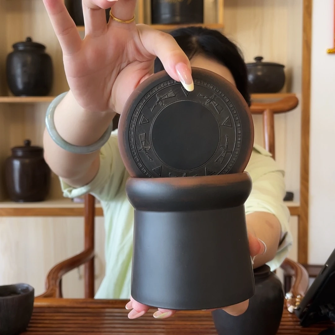 钦州坭兴陶茶叶罐二两装 外出携带方便