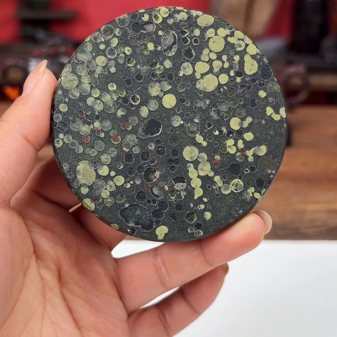 瓷康能美玉安山玉