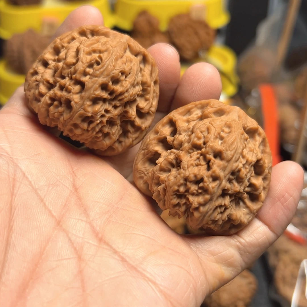 文玩核桃吊坠南疆石45