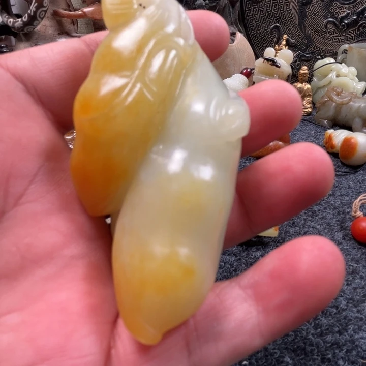 和田玉（糖玉）未镶嵌挂件