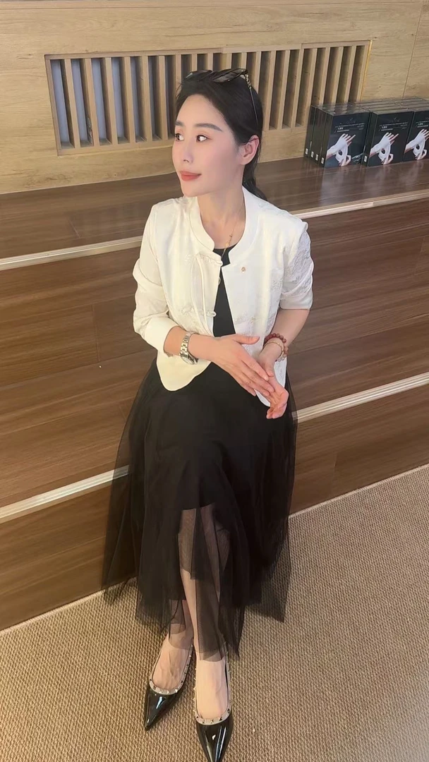 Miss huo 国风上衣网纱裙两件套A杏色 2C026