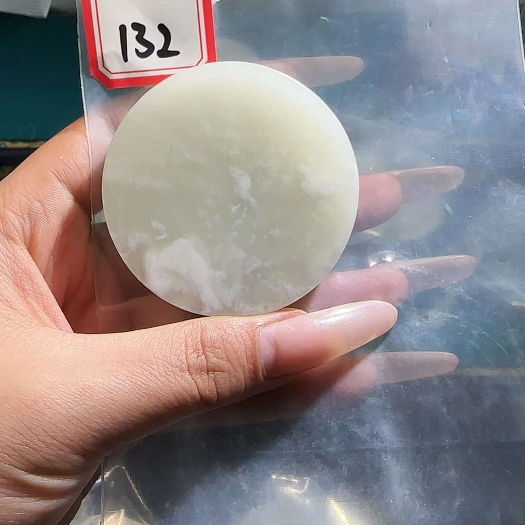 和田玉未镶嵌珠宝半成品