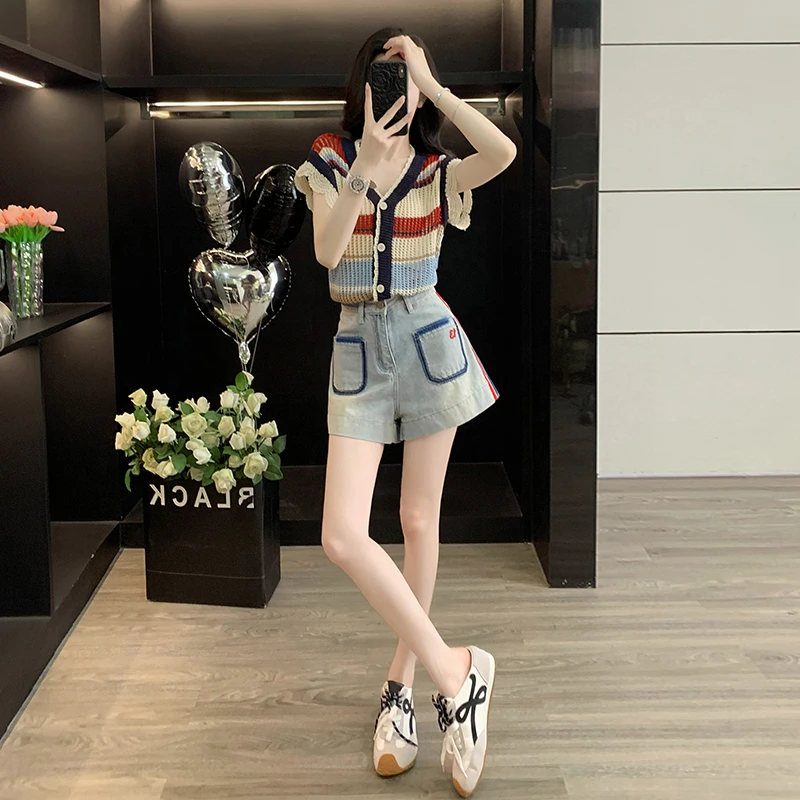 夏日多巴胺穿搭开衫女夏薄款镂空上衣牛仔短裤a字显瘦阔腿热裤子
