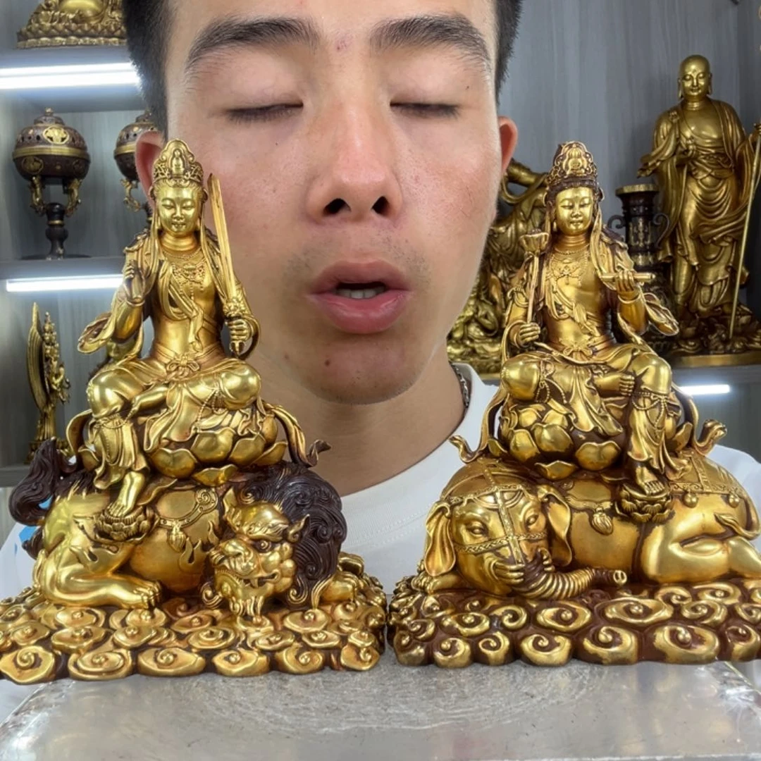 平***厂佛像的造型和造型都很精美