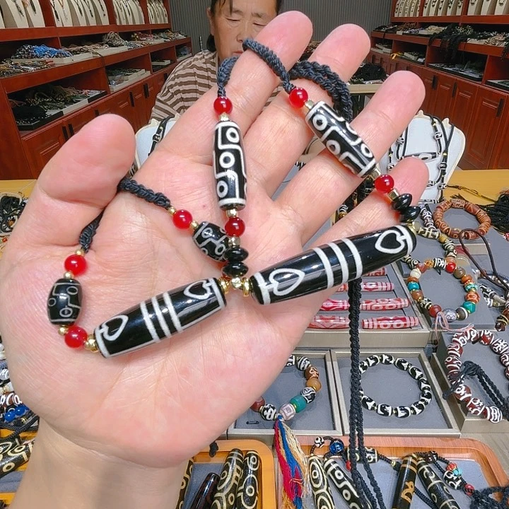 未镶嵌玛瑙/玉髓珠宝奇石