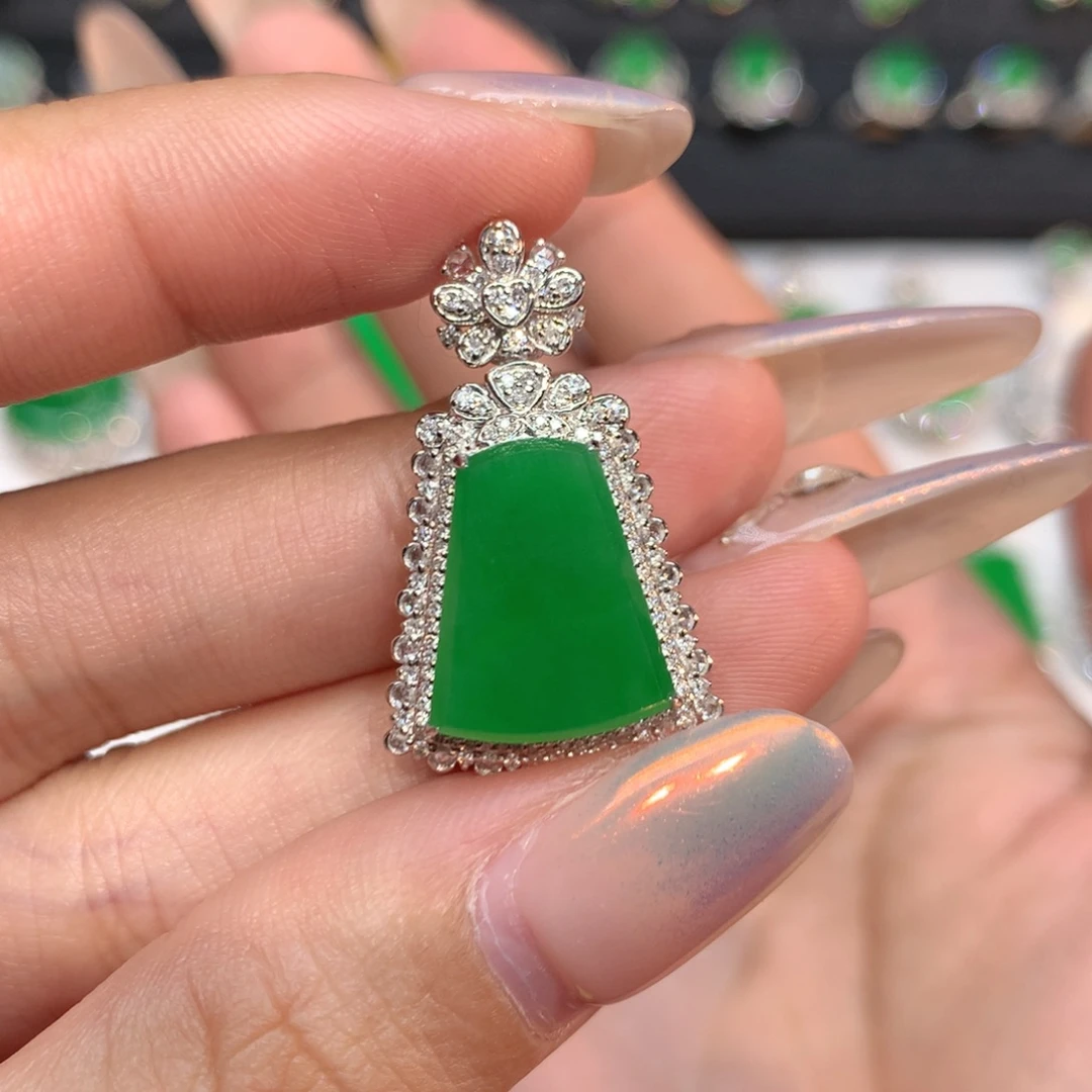 美***y翡翠18K金镶嵌吊坠(不含链)