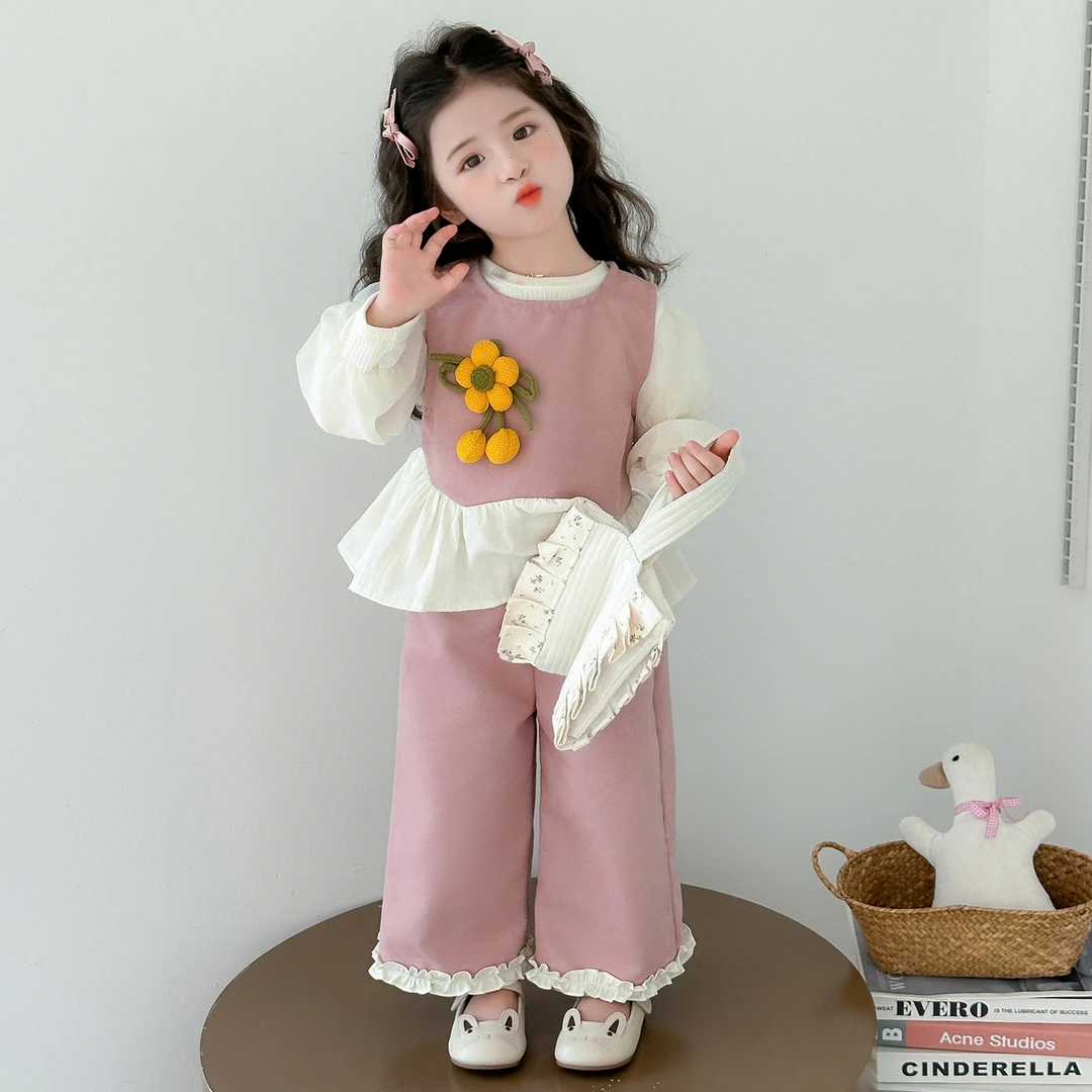 女童秋季花朵甜美套装2025新款森系童装休闲可爱三件套