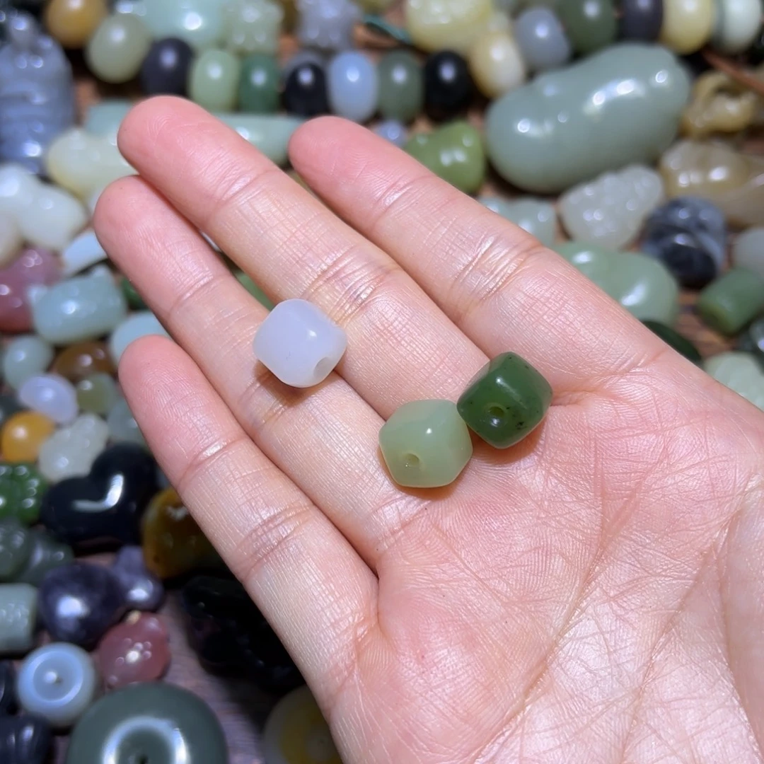 浮***梦和田玉未镶嵌珠宝半成品