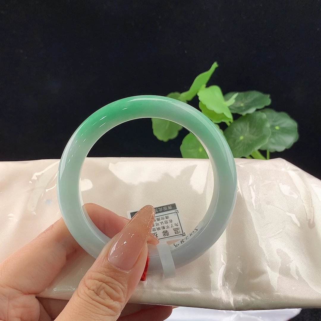 翡翠未镶嵌手镯正59