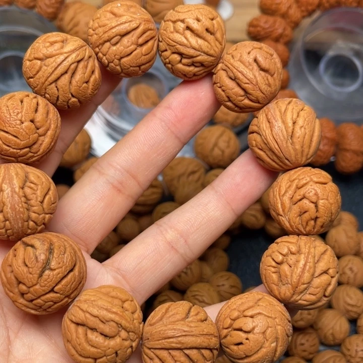 桃核手串龙纹桃核6